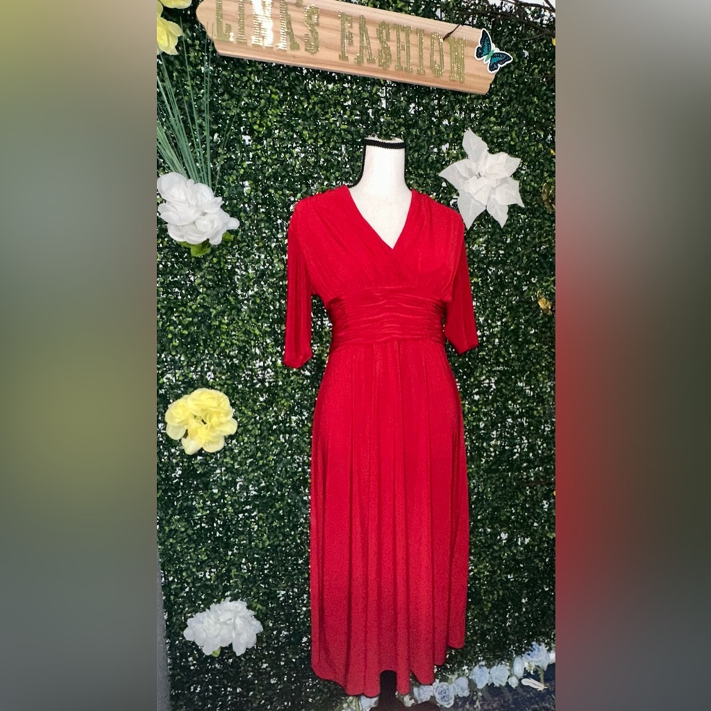 Evan Picone Red V-Neck Long Sleeve Dress